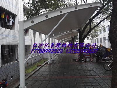 中南大學(xué)自行車(chē)棚